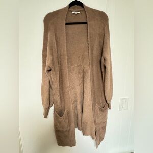 Cardigan sweater